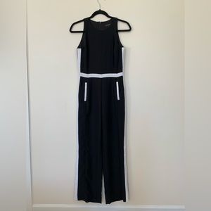 Black and White Jumpsuit - Banana Republic - Size 00